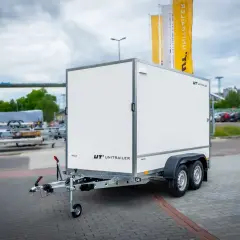 Nowa przyczepka sam. z zabudową, gotowa do rejestracji. Idealna do transportu.
