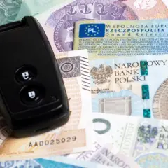 Holowanie auta bez przeglądu? Mandat 5000 zł i regres!