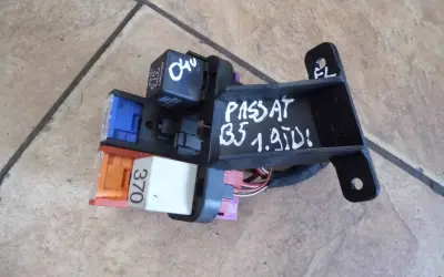 Schemat bezpieczników Passat B5 1.9 TDI z przekaźnikami i bezpiecznikami.