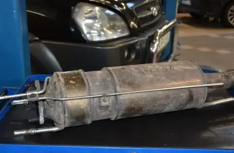 Ile sadzy w DPF Renault to za dużo? Poznaj kluczowe progi!