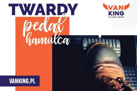 Buty na twardym pedale hamulca przed odpaleniem. Tekst: "Twardy pedał hamulca". Vanking.pl