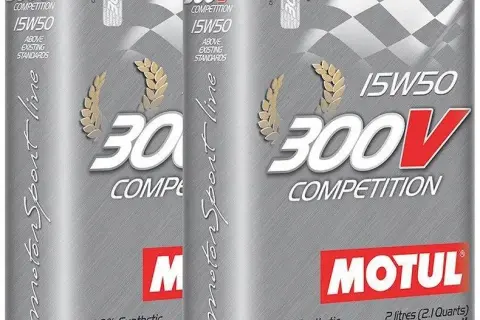 Motul 300V 15W50: Legenda motorsportu czy to olej dla Ciebie?