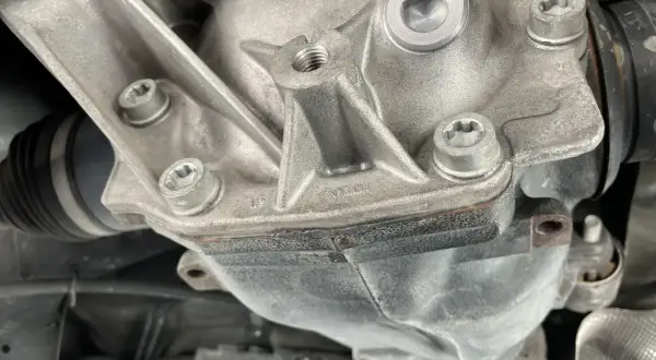Regeneracja dyferencjału BMW: Oszczędź i zyskaj gwarancję