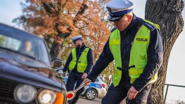 mandat za brak przeglądu technicznego policja